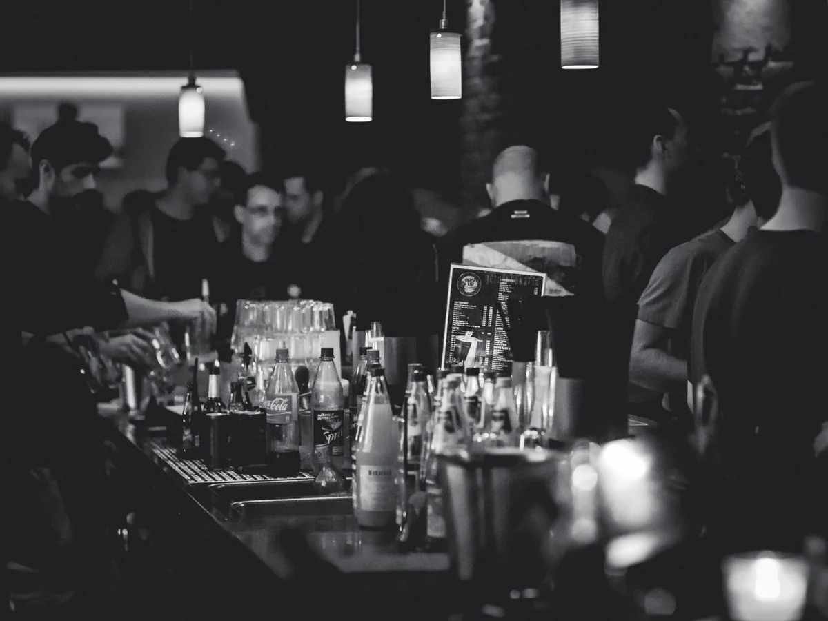 Winnipeg bartending course enrollment call Bartending course Winnipeg — free phone assessment and enrollment call with admissions